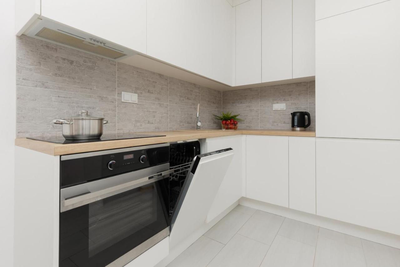 Warsaw Ulrychów Apartment with Parking by Renters Zewnętrze zdjęcie