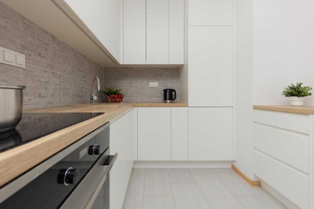 Warsaw Ulrychów Apartment with Parking by Renters Zewnętrze zdjęcie