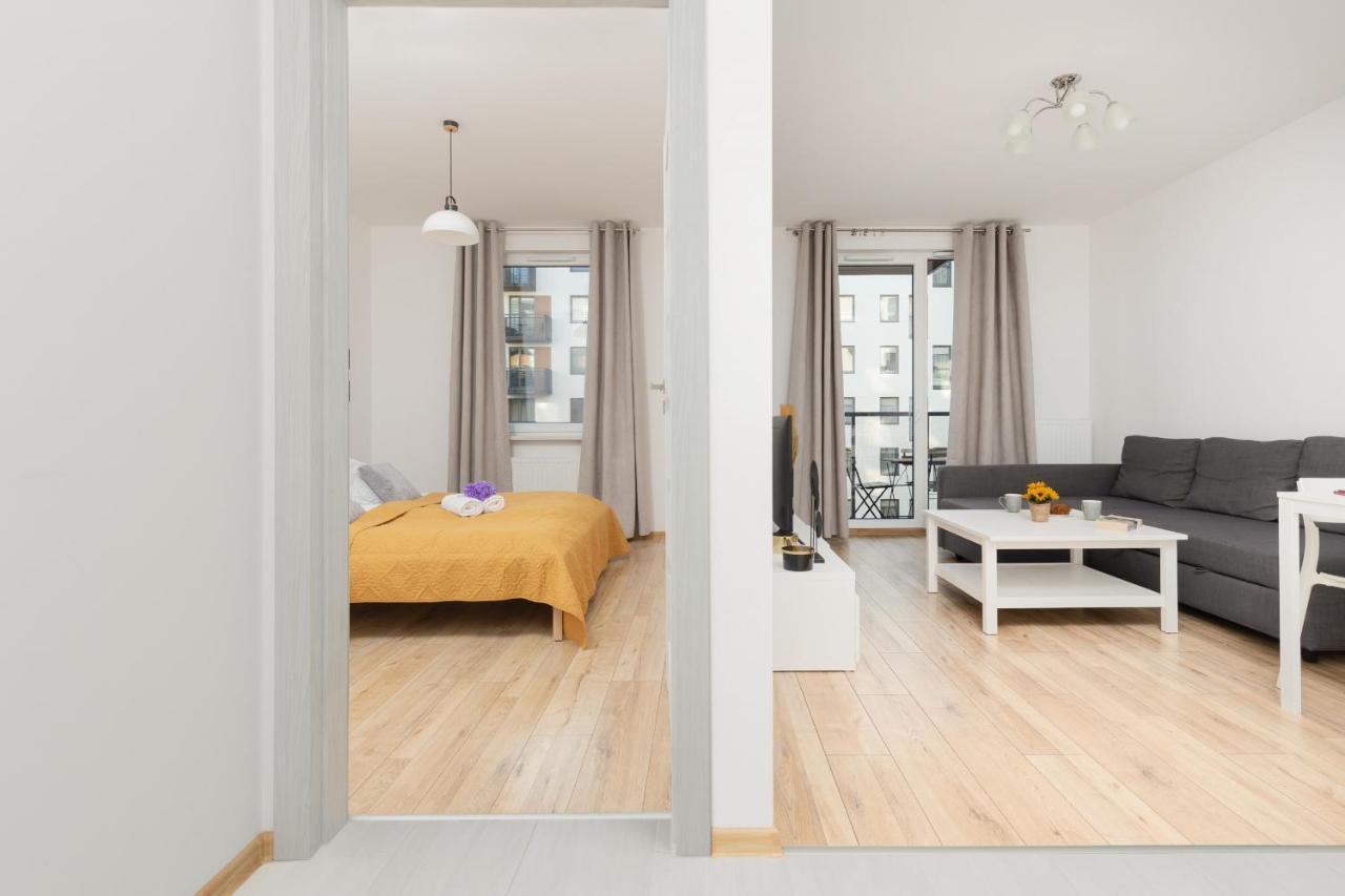 Warsaw Ulrychów Apartment with Parking by Renters Zewnętrze zdjęcie