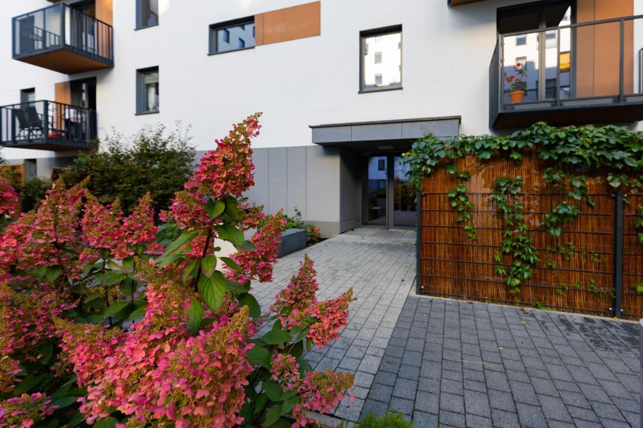 Warsaw Ulrychów Apartment with Parking by Renters Zewnętrze zdjęcie